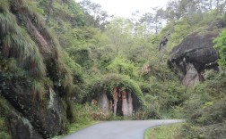 福建武夷山东站---铅山县紫溪乡多少公里？江西省铅山紫溪乡有多少人