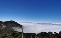 苍山8月份冷不冷？苍山的气温比大理差多少