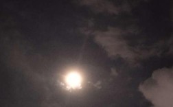 今天广西北海月亮怎么那么红呢？广西北海今天多少
