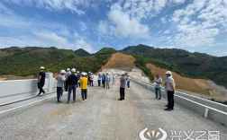 兴义市包括哪些镇？兴义到仓更开车需要多少时间