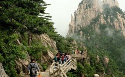 请教七月份黄山山上冷吗温度大概是多？10月1黄山山顶多少度