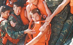 98年洪水处理了哪些人？98洪灾出动多少解放军