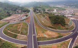 纳雍至赫章高速公路的途经路线？纳雍到龙场多少钱