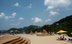 珞璜附近景点？万盛板辽金沙滩到黑山谷路程多少