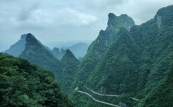 天门山坡度多少？天门山的天气是多少钱