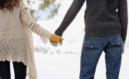 在冬天一个男生给一个女生捂手是不是很正常？冬天多少温度带手