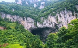 去恩施旅游最佳方法？咸丰黄金洞订婚给女方多少钱