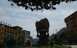 贵州省黔东南州属于贵州那个市？凯里市三棵树邮编多少