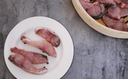 肉和鱼腌制几天拿出来晾晒比较好？腌咸肉外面天气多少度
