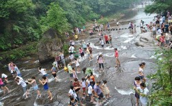 成都踩水人少环境好的地方？水街气温多少度
