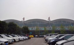请问重庆有几个机场？都叫什么名字？重庆江北机场到秀山有多少钱