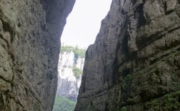 天生三桥景区离市区多远？天坑三桥风景区旅游走多少路