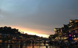 2月去凤凰古城好吗？夏凤凰古镇的气温最高是多少