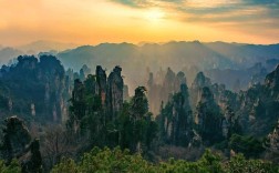 张家界的地形和气候特点？张家界年平均气温是多少