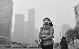 pm2点五污染严重的天空呈现灰色主要原因是？北京pm2.5污染时多少钱