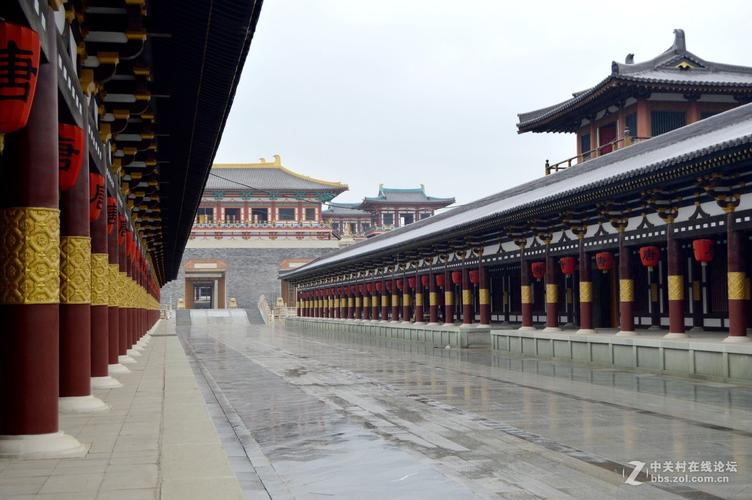 襄阳唐城下雨天有演出吗?今年襄阳多少天下雨-图2 襄阳唐城下雨天有演出吗?今年襄阳多少天下雨-图2