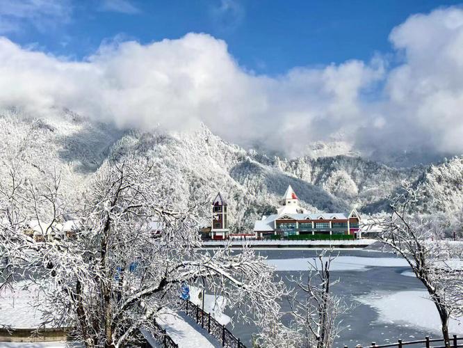 西岭雪山温度穿衣指南?西岭雪山温度多少-图2 西岭雪山温度穿衣指南?西岭雪山温度多少-图2