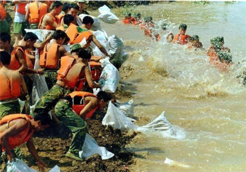 98年为什么发生特大洪水?1998年洪水淹死多少人-图3 98年为什么发生特大洪水?1998年洪水淹死多少人-图3