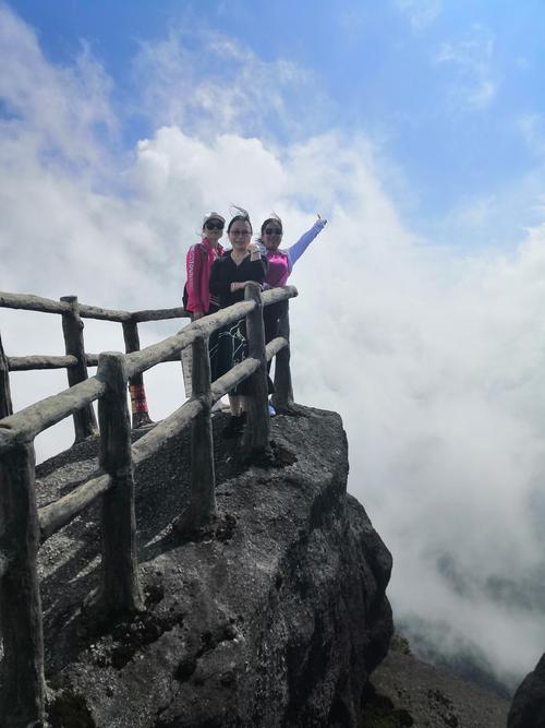 广西第一高山峰?桂林华江乡海拔多少米-图2 广西第一高山峰?桂林华江乡海拔多少米-图2