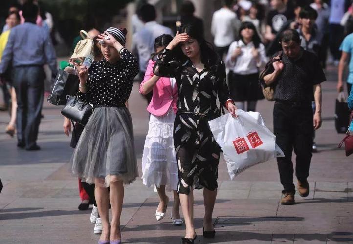 天津大概夏天几月穿短袖?3月份天津穿多少衣服-图1 天津大概夏天几月穿短袖?3月份天津穿多少衣服-图1