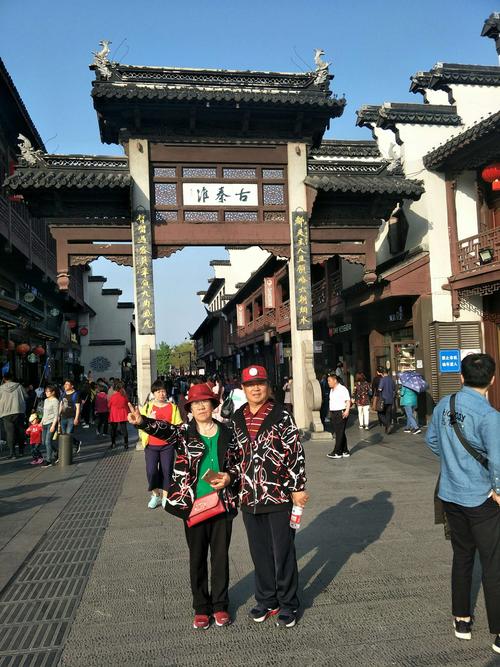 三月初适合去华东五市吗?要穿什么衣服去?华东五温度多少钱-图1 三月初适合去华东五市吗?要穿什么衣服去?华东五温度多少钱-图1