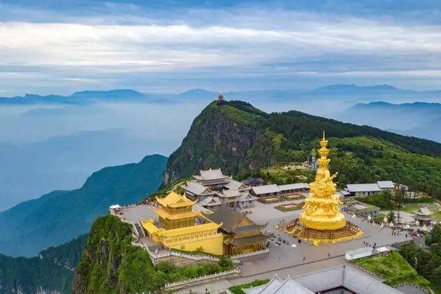 四川峨眉山有多少公里?四川峨眉山多少度-图2 四川峨眉山有多少公里?四川峨眉山多少度-图2