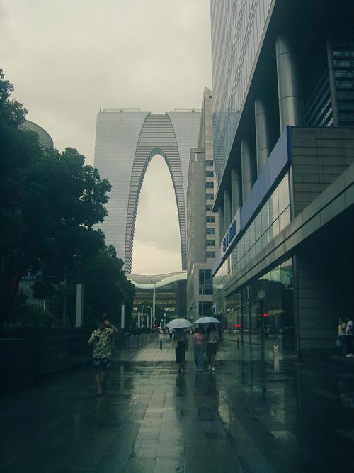苏州一年大概有多少个阴雨天?苏州 雨天 多少-图1 苏州一年大概有多少个阴雨天?苏州 雨天 多少-图1