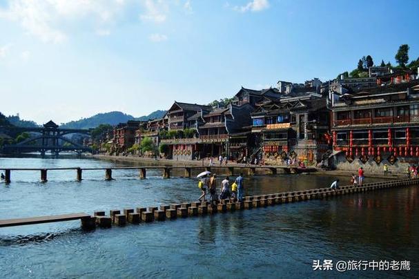 湖南三月份适合去哪旅游?湖南三月份一般多少度-图1 湖南三月份适合去哪旅游?湖南三月份一般多少度-图1