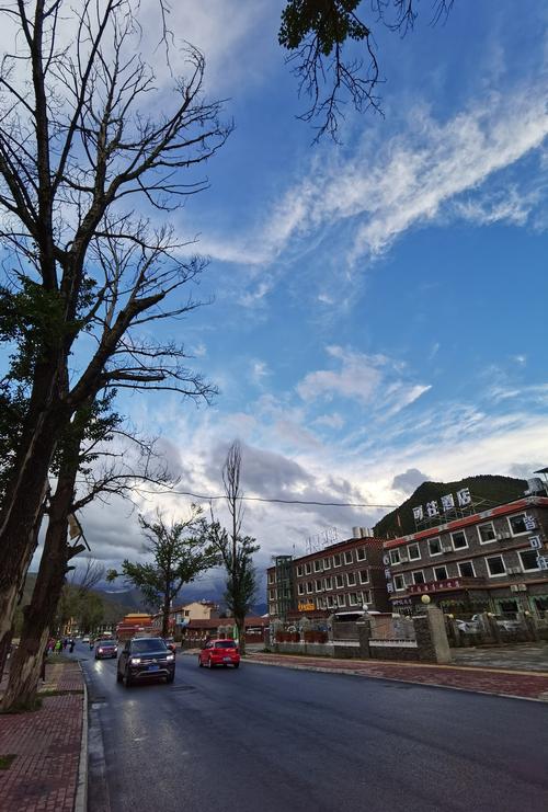 康定夏天热吗?四川康定今天多少度-图3 康定夏天热吗?四川康定今天多少度-图3