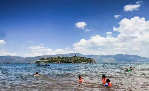抚仙湖夏天最高温度是多少?玉溪夏天最高多少度-图1 抚仙湖夏天最高温度是多少?玉溪夏天最高多少度-图1