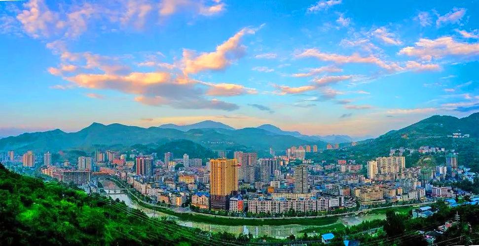 万源有几个社区街道?万源到庙垭多少公里-图3 万源有几个社区街道?万源到庙垭多少公里-图3
