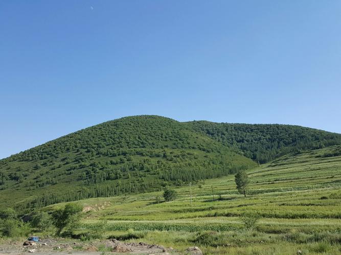 谁知道赤峰都有什么山呀?围场新拔乡多少村-图1 谁知道赤峰都有什么山呀?围场新拔乡多少村-图1