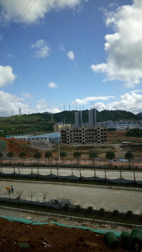 贵州都匀常年温度海拔高度?都匀今天多少温度-图1 贵州都匀常年温度海拔高度?都匀今天多少温度-图1