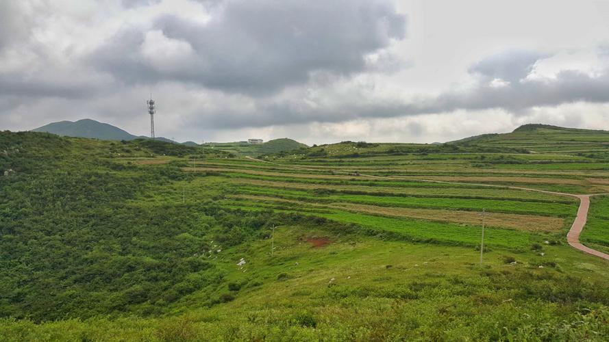 威宁夏天热吗?威宁风景区的温度是多少-图1 威宁夏天热吗?威宁风景区的温度是多少-图1