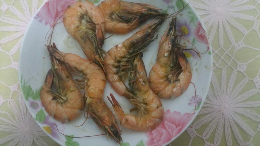 冷藏在冰箱的虾解冻后虾皮有点黑还有黑水是怎么回事呢?黑水明天多少度-图1 冷藏在冰箱的虾解冻后虾皮有点黑还有黑水是怎么回事呢?黑水明天多少度-图1
