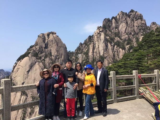 请问七月份黄山山上冷吗温度大概是多?黄山屯溪一年四季最高温度是多少-图2 请问七月份黄山山上冷吗温度大概是多?黄山屯溪一年四季最高温度是多少-图2