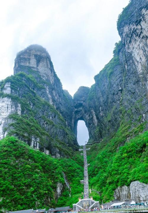 天门山冷吗?天门山气温是多少-图2 天门山冷吗?天门山气温是多少-图2