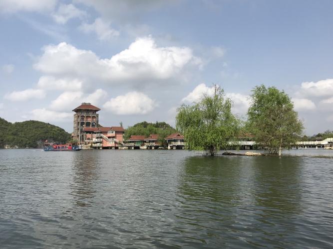 清镇适合烧烤玩水的地方?贵阳清镇明天天气多少度-图2 清镇适合烧烤玩水的地方?贵阳清镇明天天气多少度-图2
