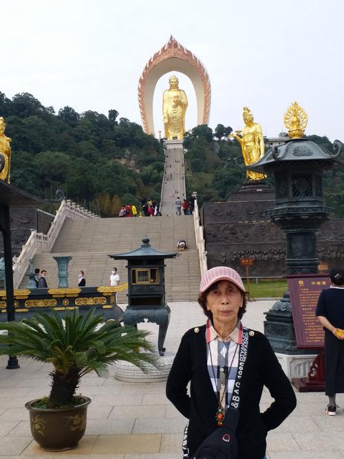 东林大佛2023五一开放吗?东林寺11月份气温多少度-图2 东林大佛2023五一开放吗?东林寺11月份气温多少度-图2