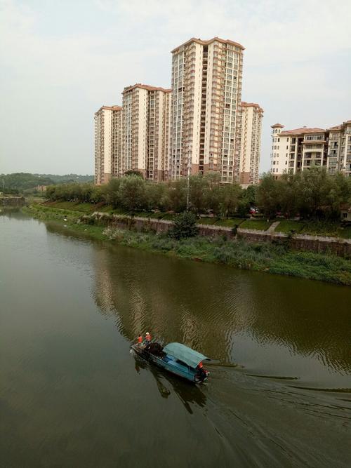 荣昌区面积?荣昌温度多少度-图1 荣昌区面积?荣昌温度多少度-图1
