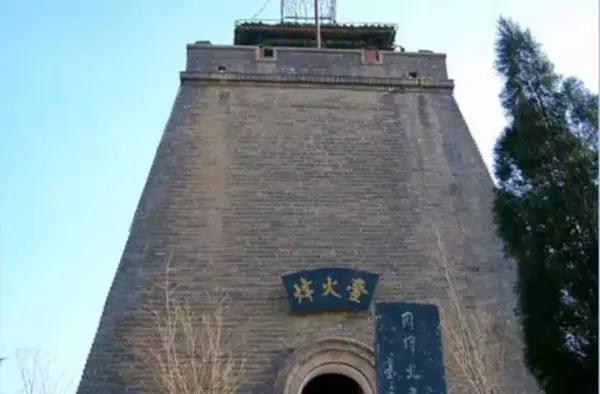 烽火是什么意思呢?烽火台怎么预报有多少个敌人-图3 烽火是什么意思呢?烽火台怎么预报有多少个敌人-图3