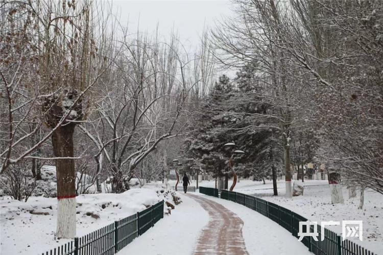 内蒙古包头市下大雪是什么时候?内蒙古包头市现在多少度-图1 内蒙古包头市下大雪是什么时候?内蒙古包头市现在多少度-图1