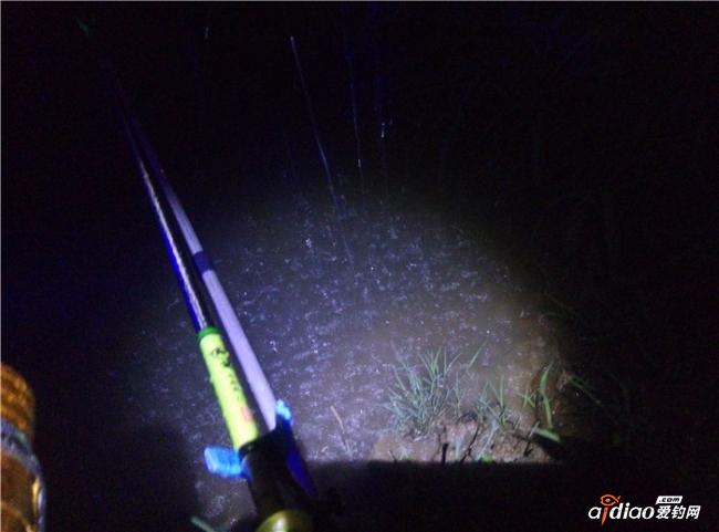 夜钓梅州钓法的优缺点?梅州天气写着有多少点下雨-图1 夜钓梅州钓法的优缺点?梅州天气写着有多少点下雨-图1