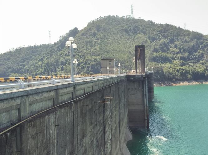 新丰江水库每年卖水多少钱?岳阳市最高水位和警戒水位是多少-图2 新丰江水库每年卖水多少钱?岳阳市最高水位和警戒水位是多少-图2