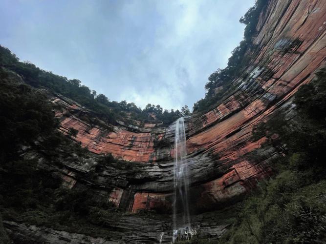 赤水丹霞景区游玩需要多长时间?请问赤水丹霞要玩多少时间-图1 赤水丹霞景区游玩需要多长时间?请问赤水丹霞要玩多少时间-图1