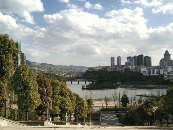 盘州市是几线城市?贵州省盘州气温多少度-图2 盘州市是几线城市?贵州省盘州气温多少度-图2