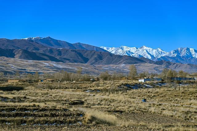 武威祁连山能上去吗?天祝碳山岭海拔多少米-图1 武威祁连山能上去吗?天祝碳山岭海拔多少米-图1