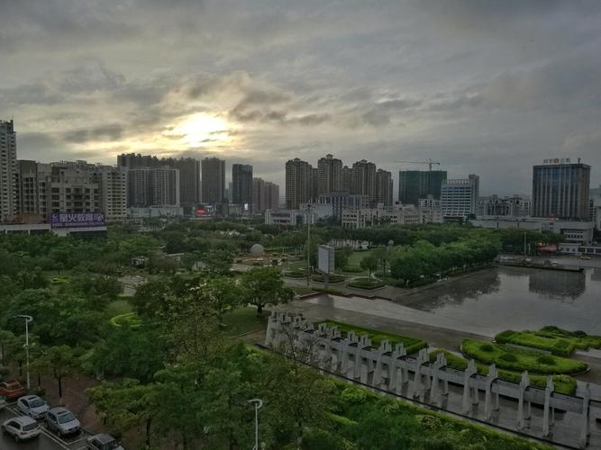 能给我介绍下惠阳淡水吗?明天惠州淡水温度是多少度-图1 能给我介绍下惠阳淡水吗?明天惠州淡水温度是多少度-图1