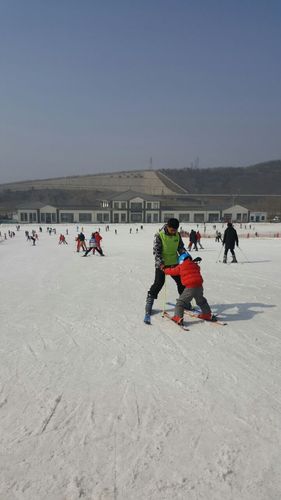 铭湖国际温泉滑雪度假区怎么样?大连到铭湖滑雪多少公里-图3 铭湖国际温泉滑雪度假区怎么样?大连到铭湖滑雪多少公里-图3