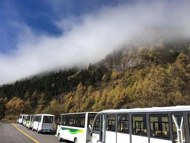 成都到毕棚沟旅游自驾开小轿车可以吗?路况好吗?怎么去成都到毕棚沟多少公里-图3 成都到毕棚沟旅游自驾开小轿车可以吗?路况好吗?怎么去成都到毕棚沟多少公里-图3